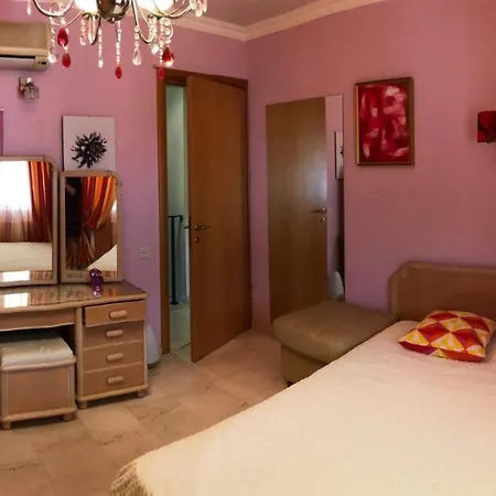Villa Natalia Ajía Nápa